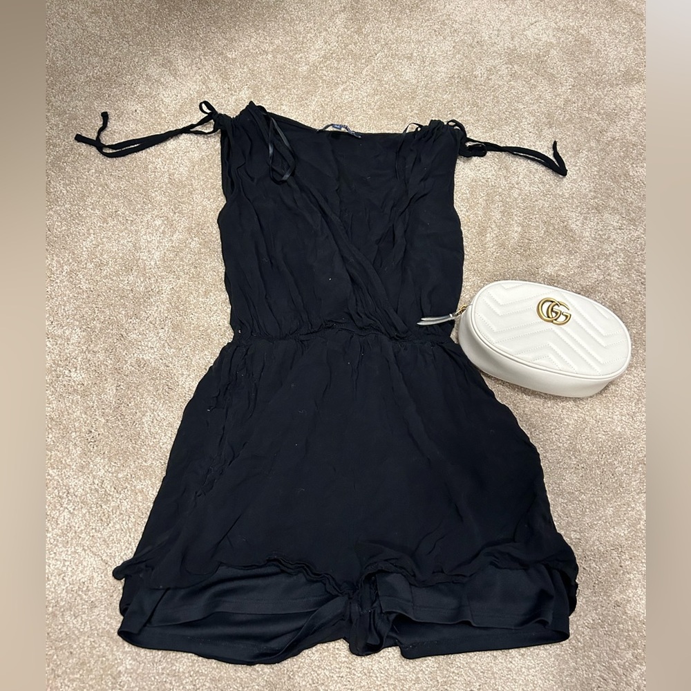 🖤 tiny black romper - Picture 2 of 5